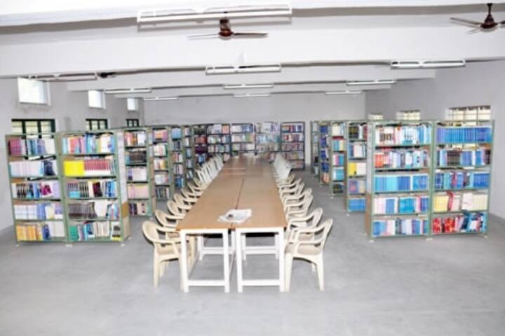 Cauvery College of Engineering and Technology campus in Tiruchirappalli, Tamil Nadu, India — photo 5