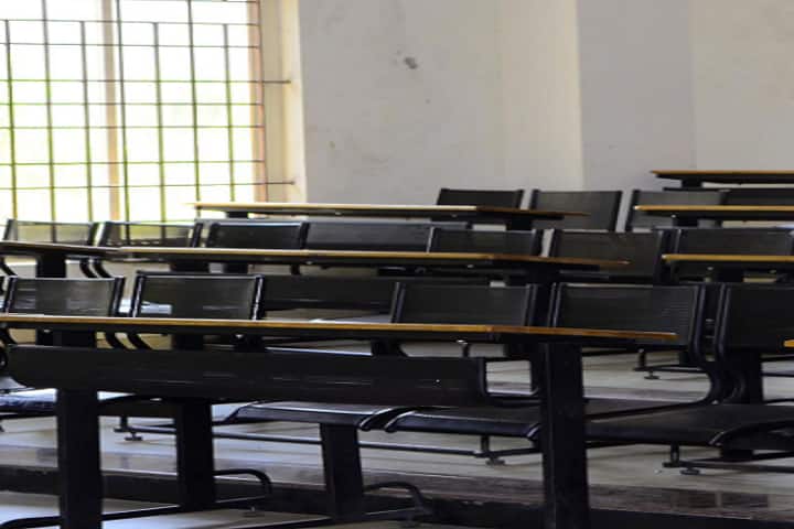 Chitradurga Medical College and Research Institute campus in Chitradurga, Karnataka, India — photo 4