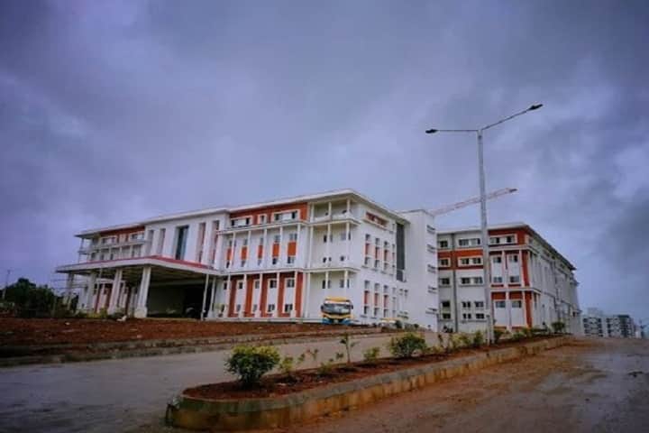 Chikkamagaluru Institute of Medical Sciences campus in Chikkamagaluru, Karnataka, India — photo 1