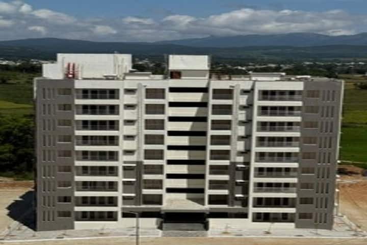 Chikkamagaluru Institute of Medical Sciences campus in Chikkamagaluru, Karnataka, India — photo 2