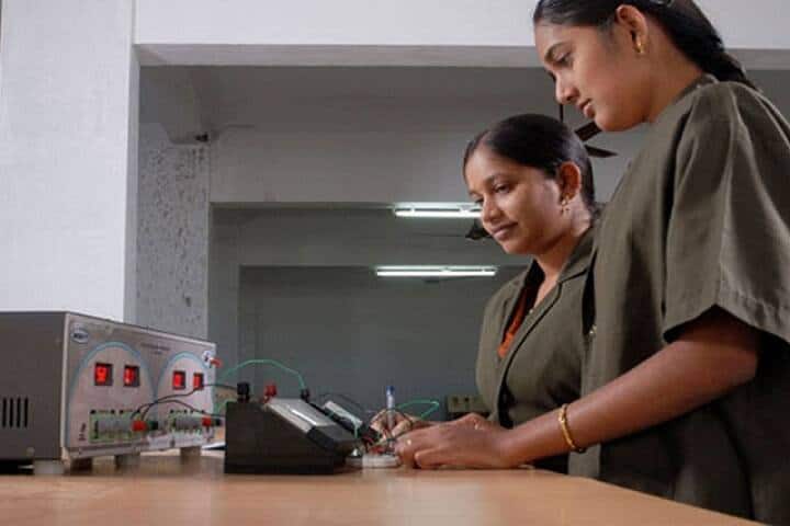 Mahendra Engineering College for Women campus in Namakkal, Tamil Nadu, India — photo 4