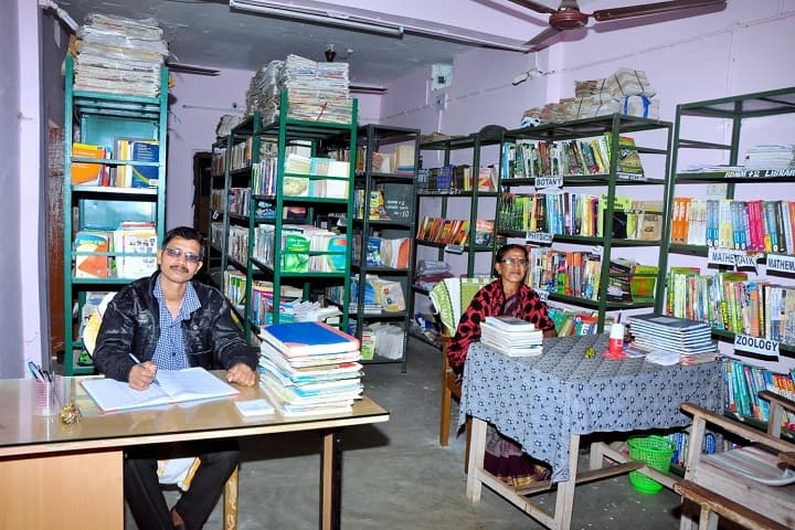 Ballavi Devi Mahila Degree Mahavidyalaya campus in Cuttack, Odisha, India — photo 5