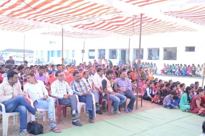 Om Shri Sainath Arts and Commerce College campus in Dharsiwa, Chhattisgarh, India — photo 2
