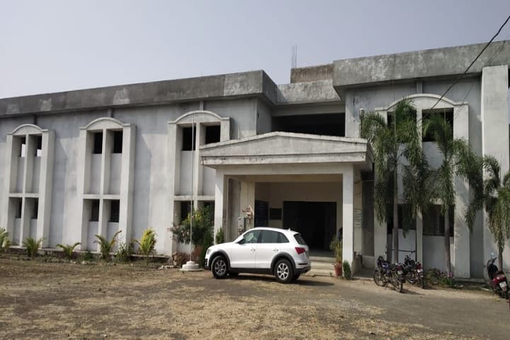 Ravindranath Tagore College of Arts campus in Dongargaon, Maharashtra, India — photo 1