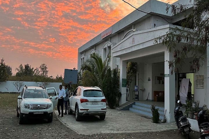 Ravindranath Tagore College of Arts campus in Dongargaon, Maharashtra, India — photo 2