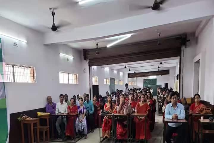 Netaji Subash Memorial City College campus in Cuttack, Odisha, India — photo 1
