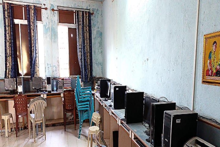 Shri Sant Janabai Education Society's Arts campus in Parbhani, Maharashtra, India — photo 2