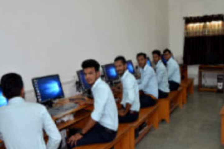 Vasantrao Naik Adhyapak Mahavidyalaya campus in Latur, Maharashtra, India — photo 3