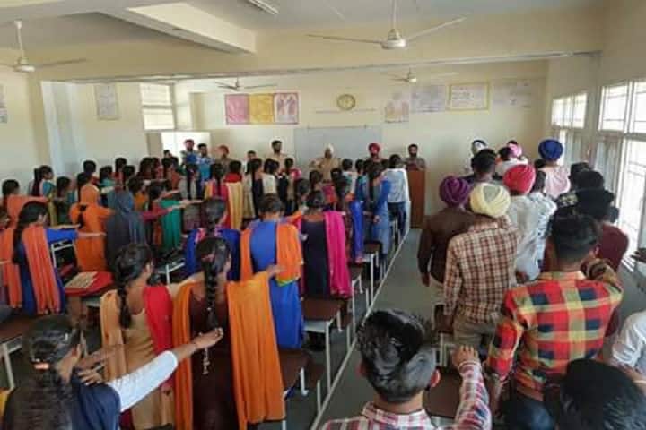 University College campus in Mansa, Punjab, India — photo 3