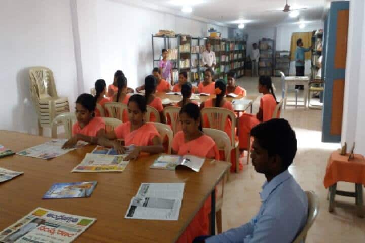 TRR and S Degree College campus in Narasaraopet, Andhra Pradesh, India — photo 4