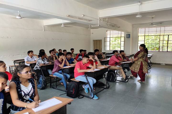 Khyati School of Engineering campus in Ahmedabad, Gujarat, India — photo 5