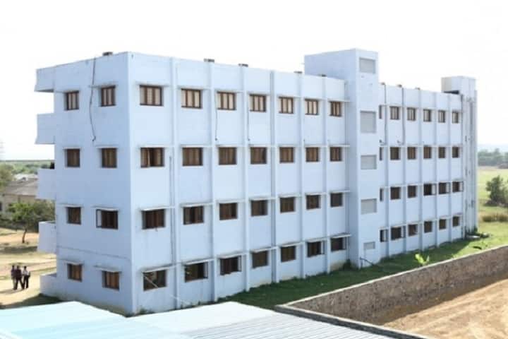 SKR Engineering College campus in Chennai, Tamil Nadu, India — photo 2