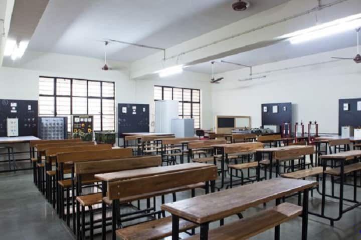 SKN Sinhgad Institute of Technology and Science campus in Pune, Maharashtra, India — photo 4