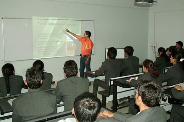 Vindhya Institute of Technology and Science campus in Jabalpur, Madhya Pradesh, India — photo 2
