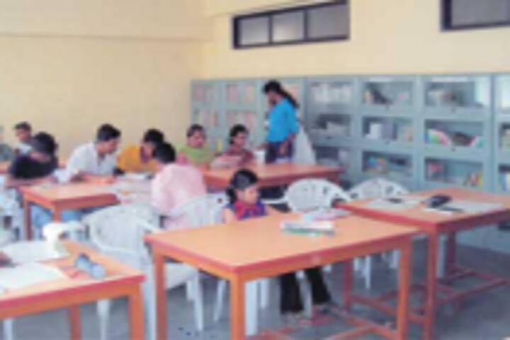 Tilak Education Society JK College of Science and Commerce campus in Navi Mumbai, Maharashtra, India — photo 4