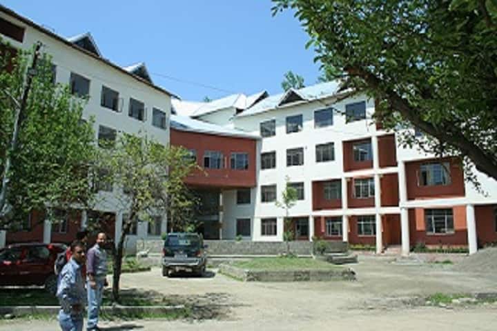 Vitasta School of Law and Humanities campus in Srinagar, Jammu and Kashmir, India — photo 1