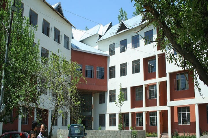 Vitasta School of Law and Humanities campus in Srinagar, Jammu and Kashmir, India — photo 2