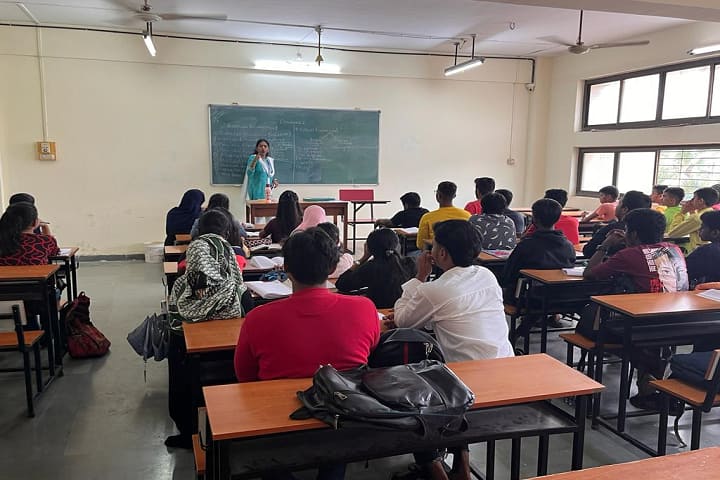 Mahendra Pratap Sharada Prasad Singh College of Science and Commerce campus in Mumbai, Maharashtra, India — photo 2