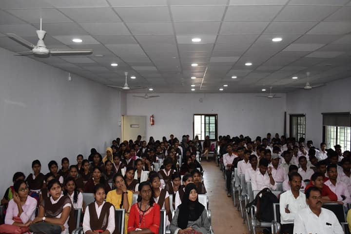 Matsyodari Shikshan Sanstha's Ankushrao Tope College campus in Jalna, Maharashtra, India — photo 4