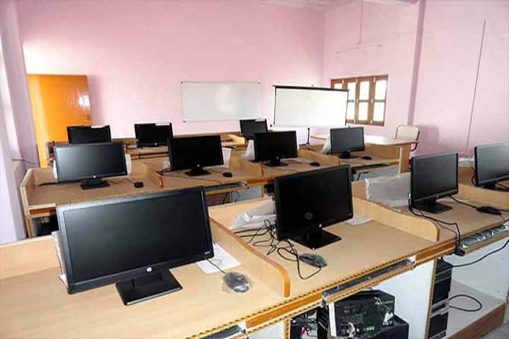 Pt Vidyadhar Mishra Saraswati Vidya Mandir Vigyan Evam Anusandhan Mahavidyalaya campus in Pratapgarh, Rajasthan, India — photo 1
