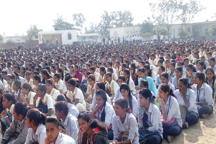 Smt Ratnaprabhadevi Patil Mahavidyalaya campus in Bawada, Maharashtra, India — photo 4