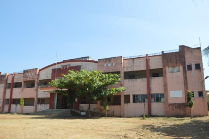 Arts campus in Kowad, Maharashtra, India — photo 6