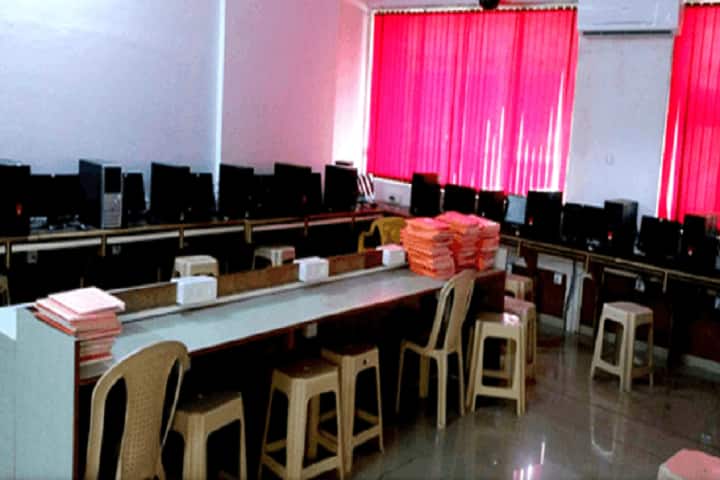 RR International College of Commerce and Science campus in Mumbai, Maharashtra, India — photo 3