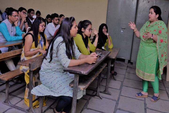 Mohindar Singh Kabal Singh Degree College of Arts and Commerce campus in Kalyan, Maharashtra, India — photo 4