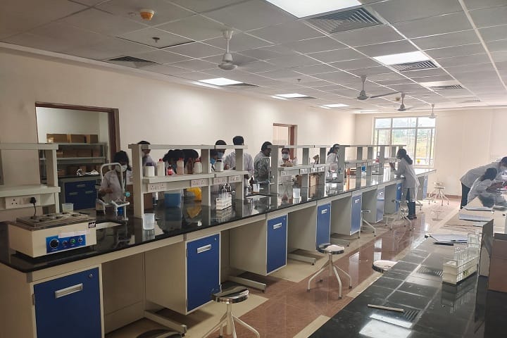 Phulo Jhano Medical College campus in Dumka, Jharkhand, India — photo 3