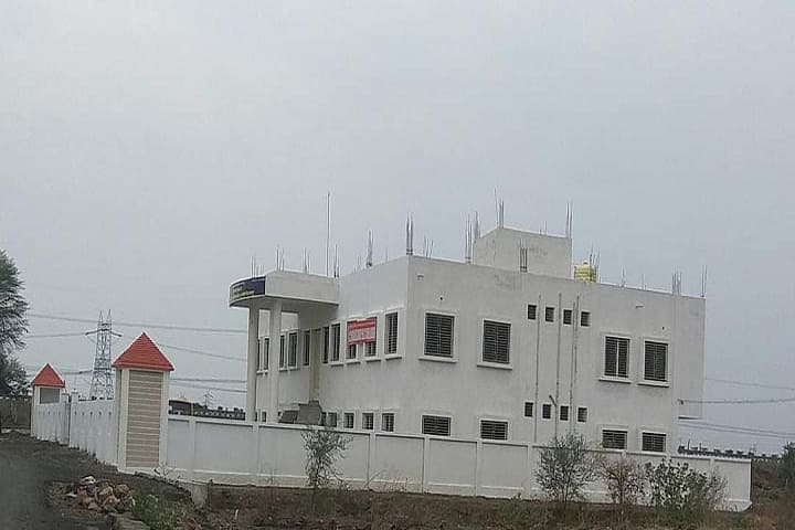 Ram Ganesh Gadkari Arts and Commerce College campus in Saoner, Maharashtra, India — photo 2