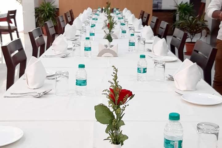 KLE Graduate School of Hotel Management and Catering Technology campus in Belgaum, Karnataka, India — photo 2