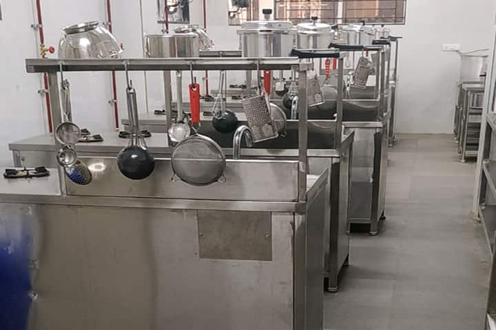 KLE Graduate School of Hotel Management and Catering Technology campus in Belgaum, Karnataka, India — photo 3