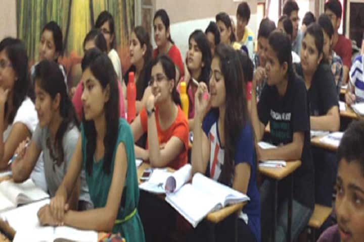 Sky Girls Degree College campus in Bijnor, Uttar Pradesh, India — photo 2