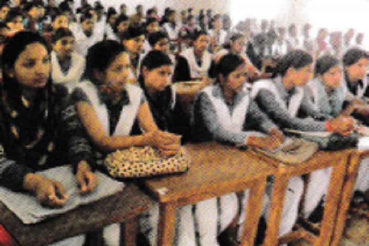 Pt Deen Dayal Upadhyay Rajkiya Balika Mahavidyalay campus in Varanasi, Uttar Pradesh, India — photo 3