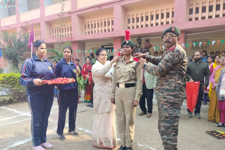 Yodh Singh Namdhari Mahila College campus in Daltonganj, Jharkhand, India — photo 6