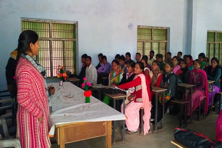 Ishwari Prasad Ramkali Devi Mahavidyalaya campus in Shahjahanpur, Uttar Pradesh, India — photo 4