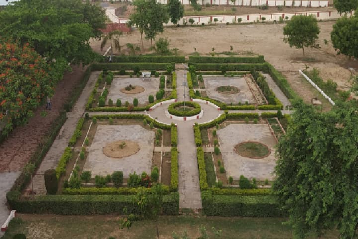 Sardar Patel Mahavidyalaya campus in Varanasi, Uttar Pradesh, India — photo 5