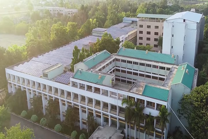Sanjivani Institute of Management Studies campus in Ahmednagar, Maharashtra, India — photo 1