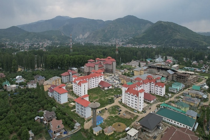 Government Medical College campus in Baramulla, Jammu and Kashmir, India — photo 3