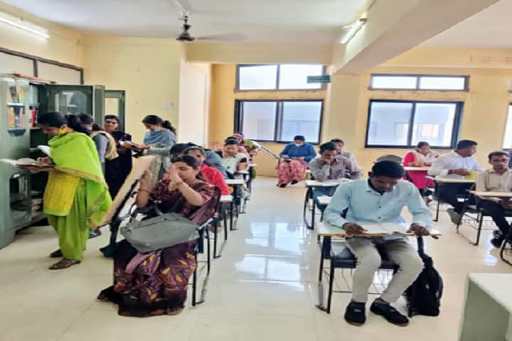 Sadguru Education Society's College of  Education campus in Jalgaon, Maharashtra, India — photo 4