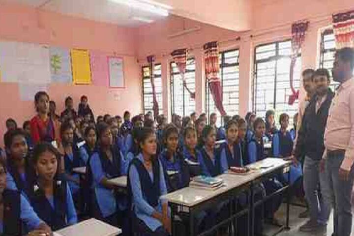 V Kaushalyayan Mahila Mahavidyalaya campus in Deori, Maharashtra, India — photo 2