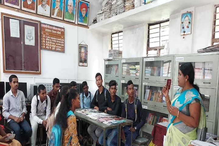Late Mansaramji Padole Arts College campus in Bhandara, Maharashtra, India — photo 4