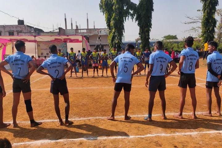 Late Mansaramji Padole Arts College campus in Bhandara, Maharashtra, India — photo 5