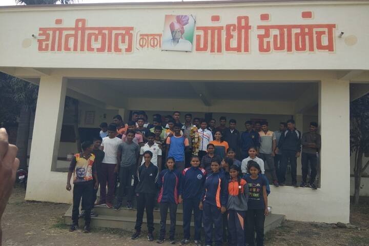 Sou Suvarnalata Gandhi Mahavidyalaya campus in Vairag, Maharashtra, India — photo 4