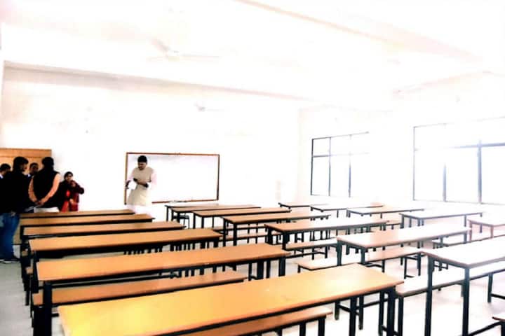 KP Higher Education Institute campus in Allahabad, Uttar Pradesh, India — photo 4