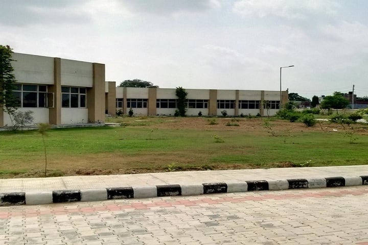 University College campus in Barnala, Punjab, India — photo 2