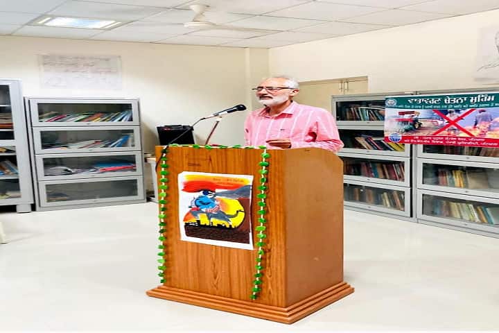 University College campus in Barnala, Punjab, India — photo 4