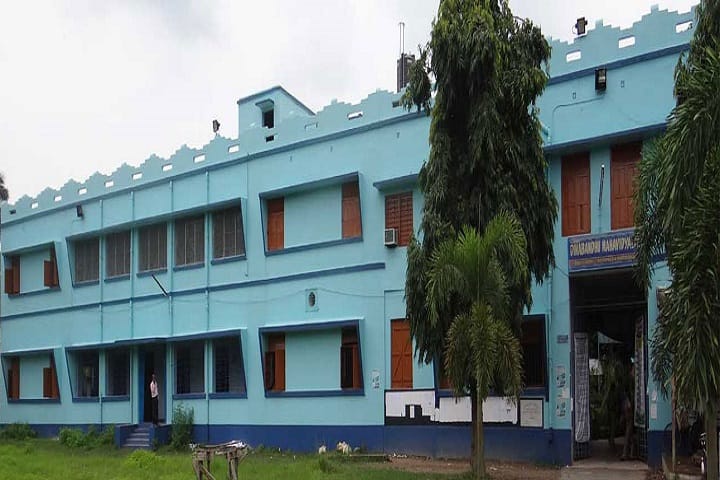 Dinabandhu Mahavidyalaya, North 24 Parganas campus in Bongaon, West Bengal, India