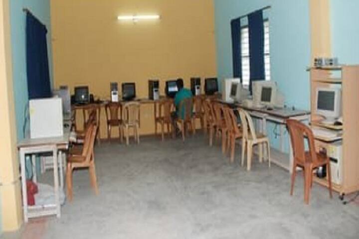 Hebbur Mahavidyalaya campus in Bhadravathi, Karnataka, India — photo 3