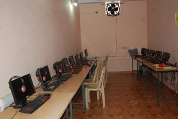 S Chandra Women's College campus in Gondia, Maharashtra, India — photo 6